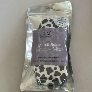Level Well Being Calm & Relax Therapy Mask Lavender Cow Print NEW Unopened